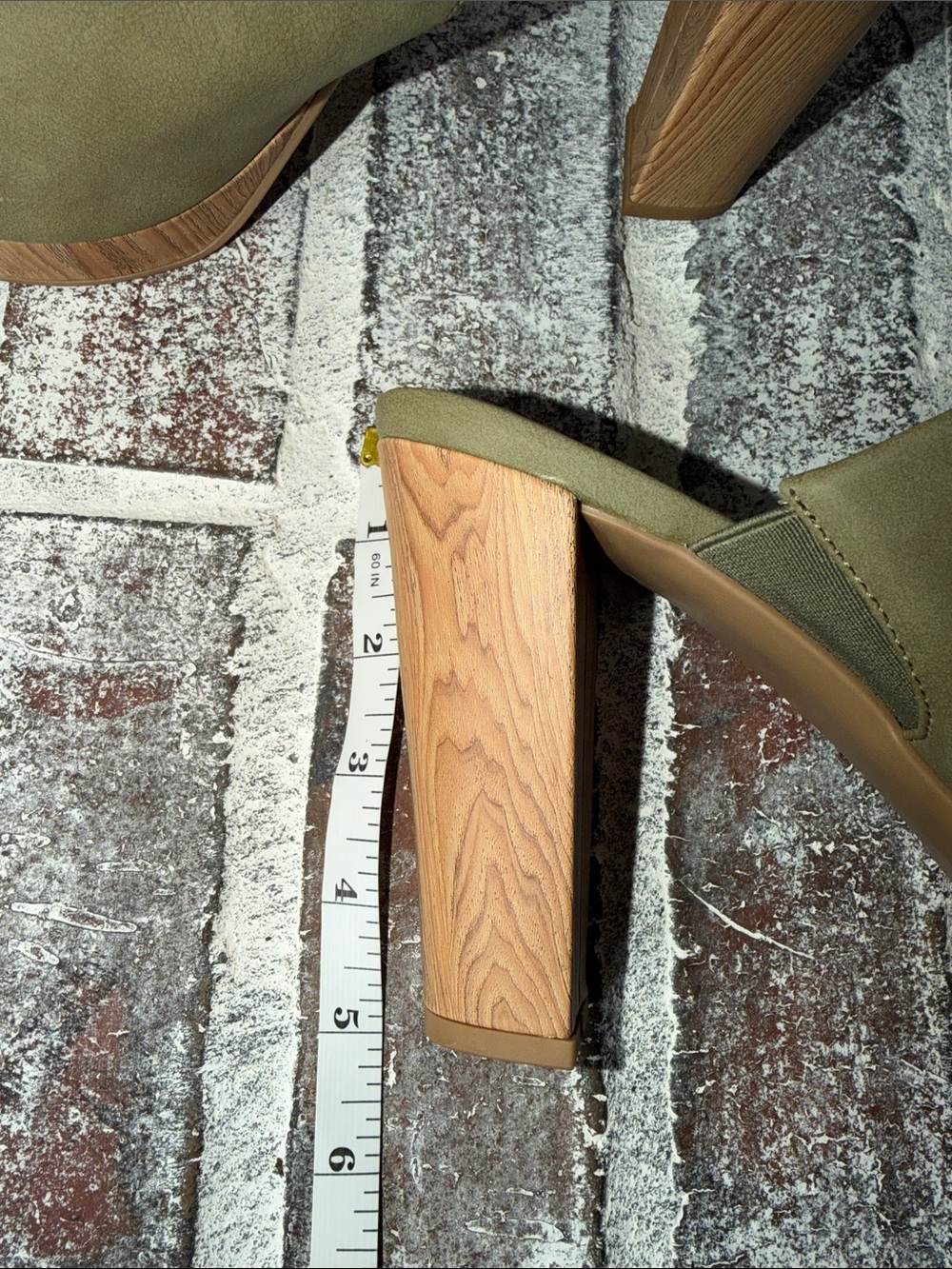 Chinese Laundry AMKS-039 Olive Green Wood Block Heel Platform Mules Size 11 - Picture 8 of 8